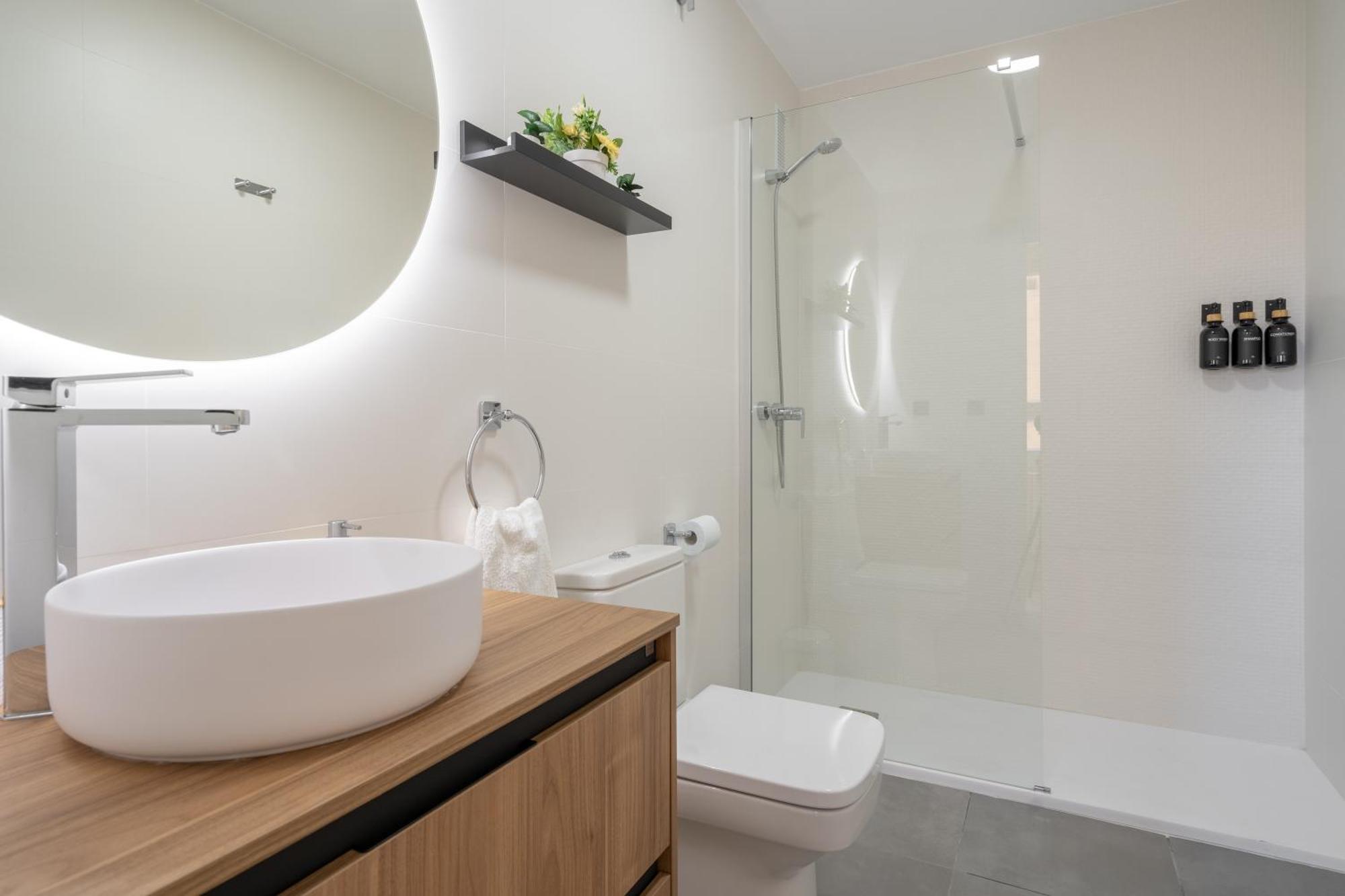 Apartamento Karnak En Zona Hospital - Universidad Αλμπαθέτε Εξωτερικό φωτογραφία